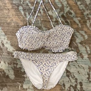 Hollister Ruffled Bikini White/Light Blue Floral